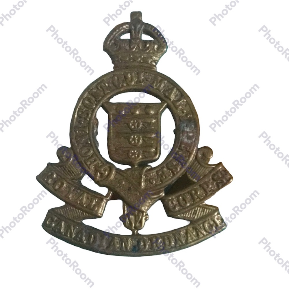 VINTAGE | WWI | Royal Canadian Ordnance Corps Cap Badge